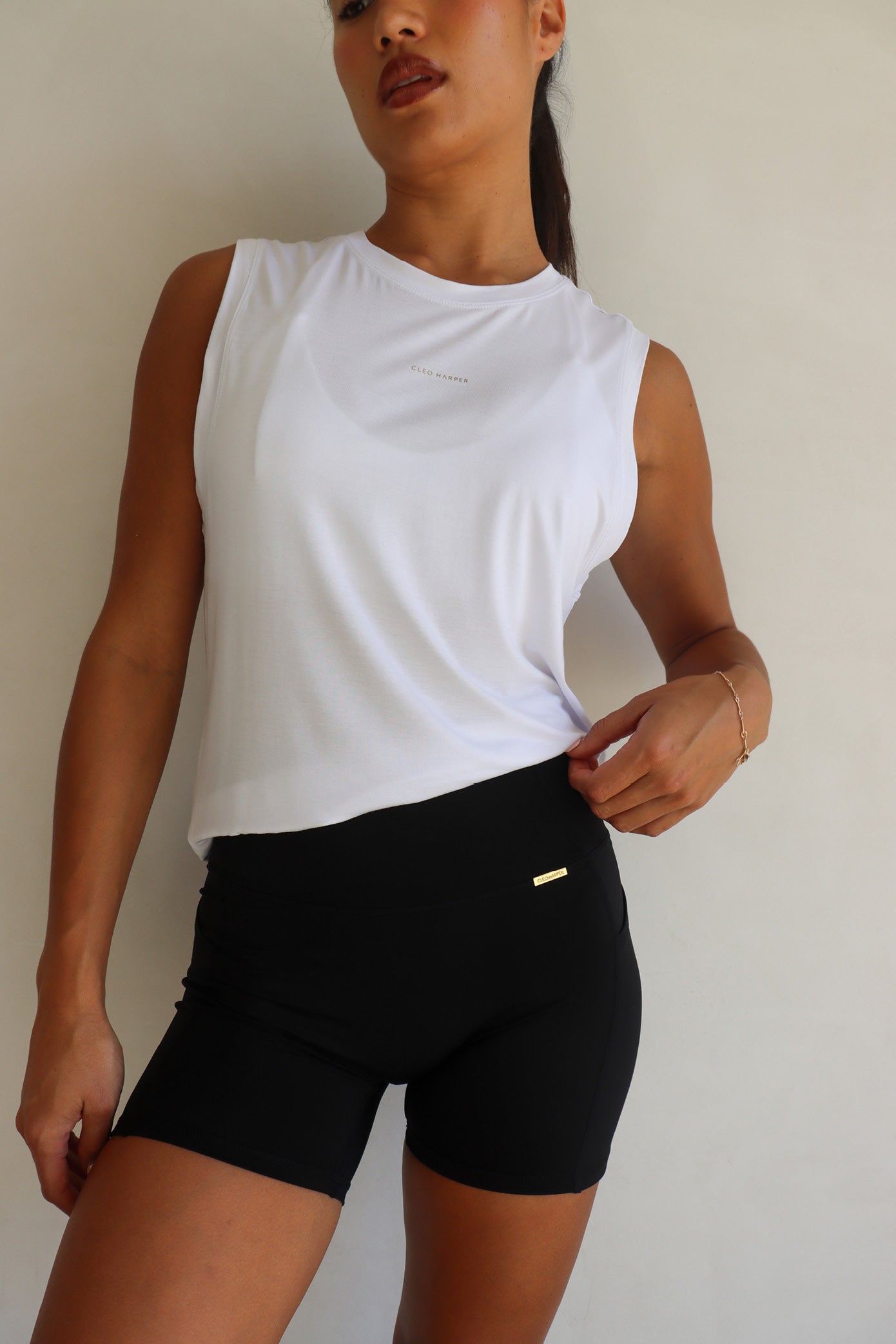 Evolve Short - Black