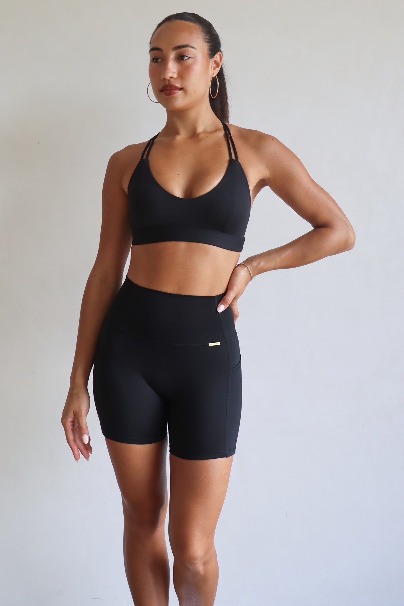 Evolve Short - Black