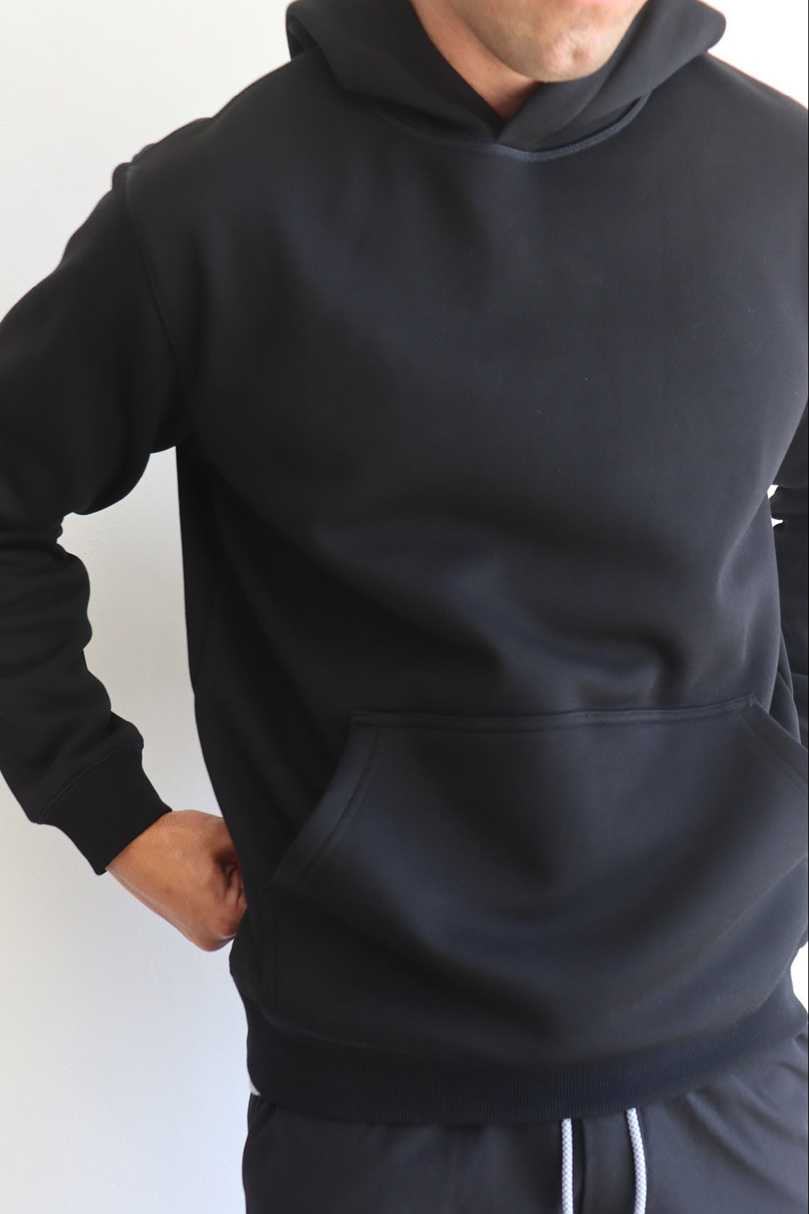 H17 Explore Hoodie - Black