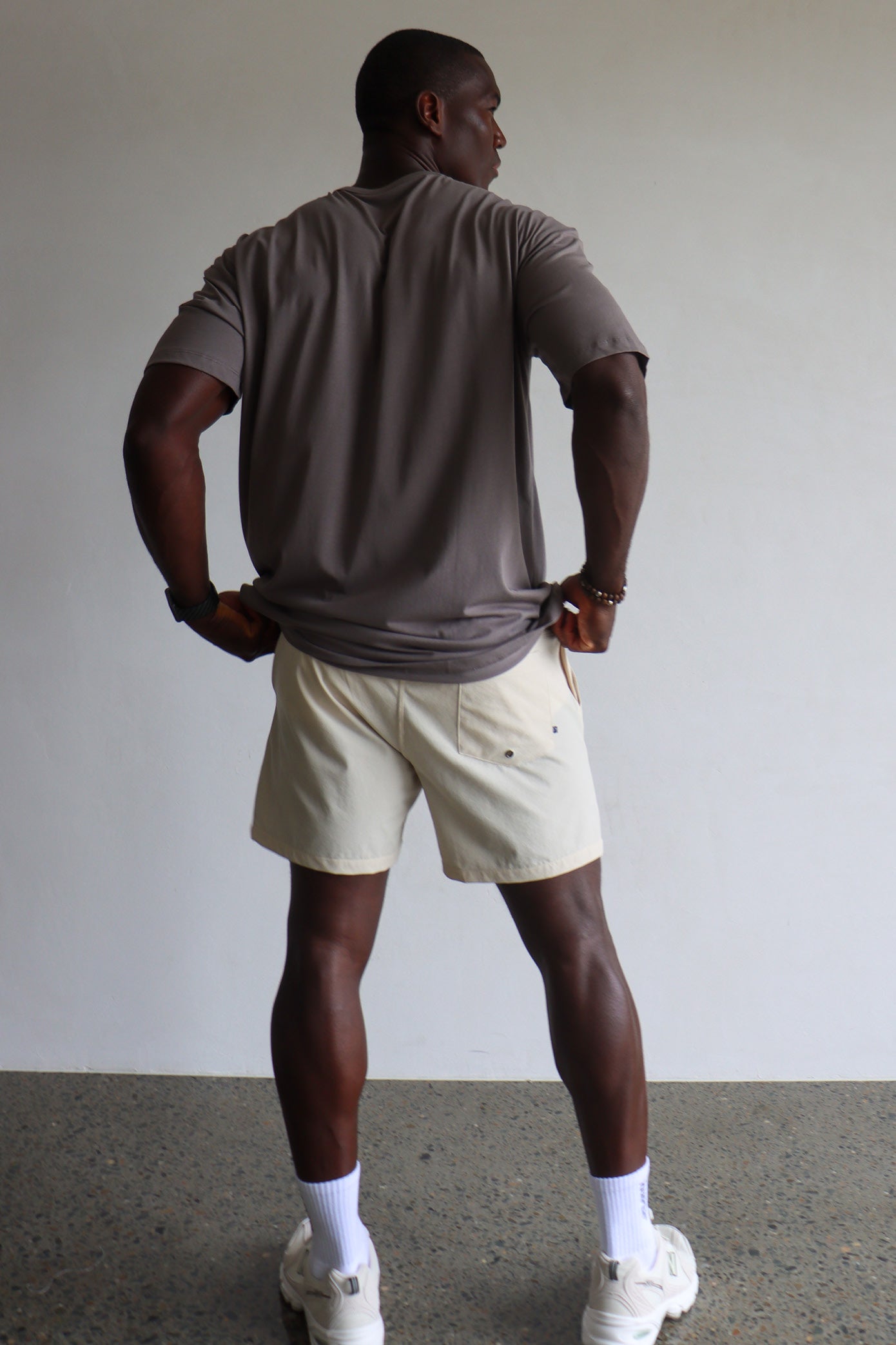 H17 Wave Shorts - Beige